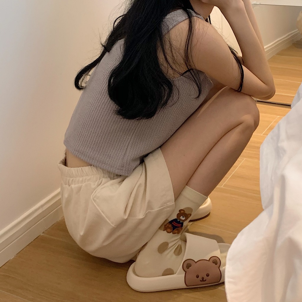 Lateye สินค้าราคาถูก รองเท้าแตะลายน่ารัก ดีเทลสวยพื้นนิ่มสวมสบาย แมทช์ชุดได้ง่าย ทรงสวยมินิมอล มีหลายสี ชอบสีไหนก็จัดเลย