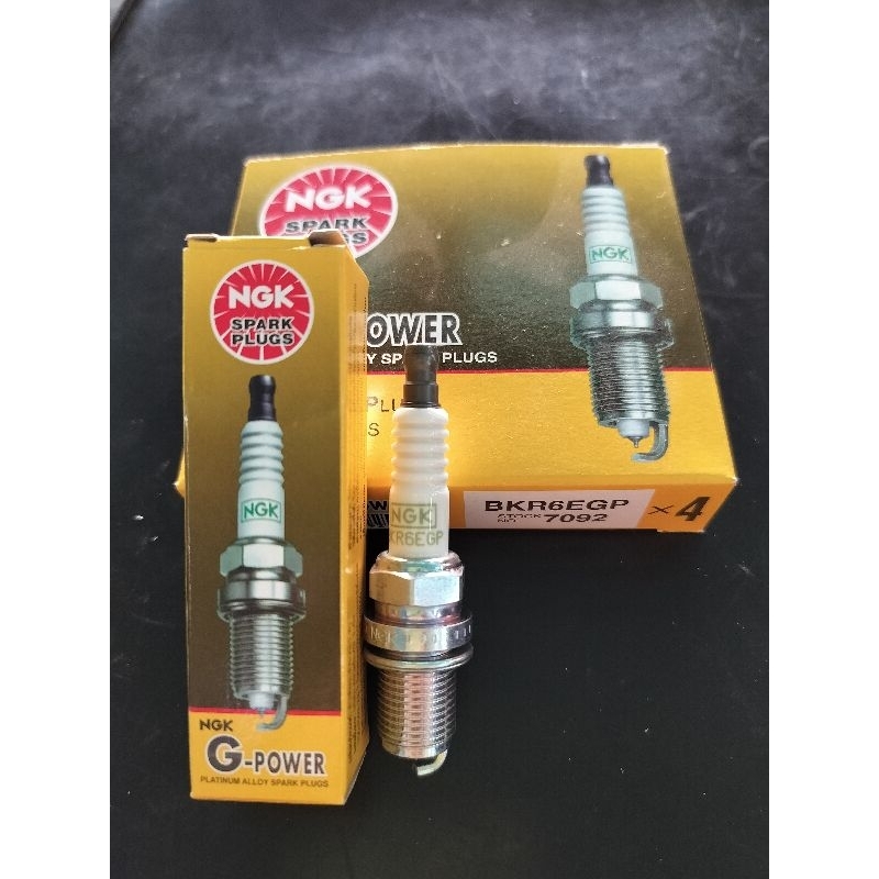 หัวเทียน ngk bkr6egp ( 1 แพ็คมี 4 หัว)