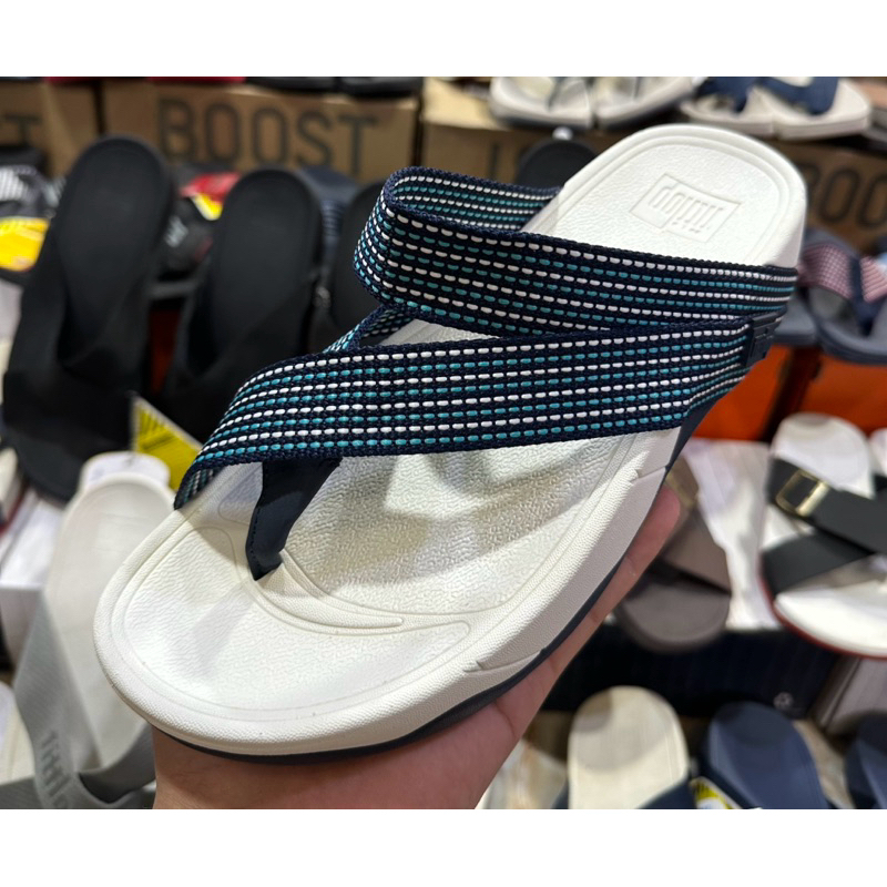 รองเท้าเเตะ fitflop สลิงรุ่นใหม่ สวย ใส่ได้ทั้ง หญิงและชายไซร้ 36----44