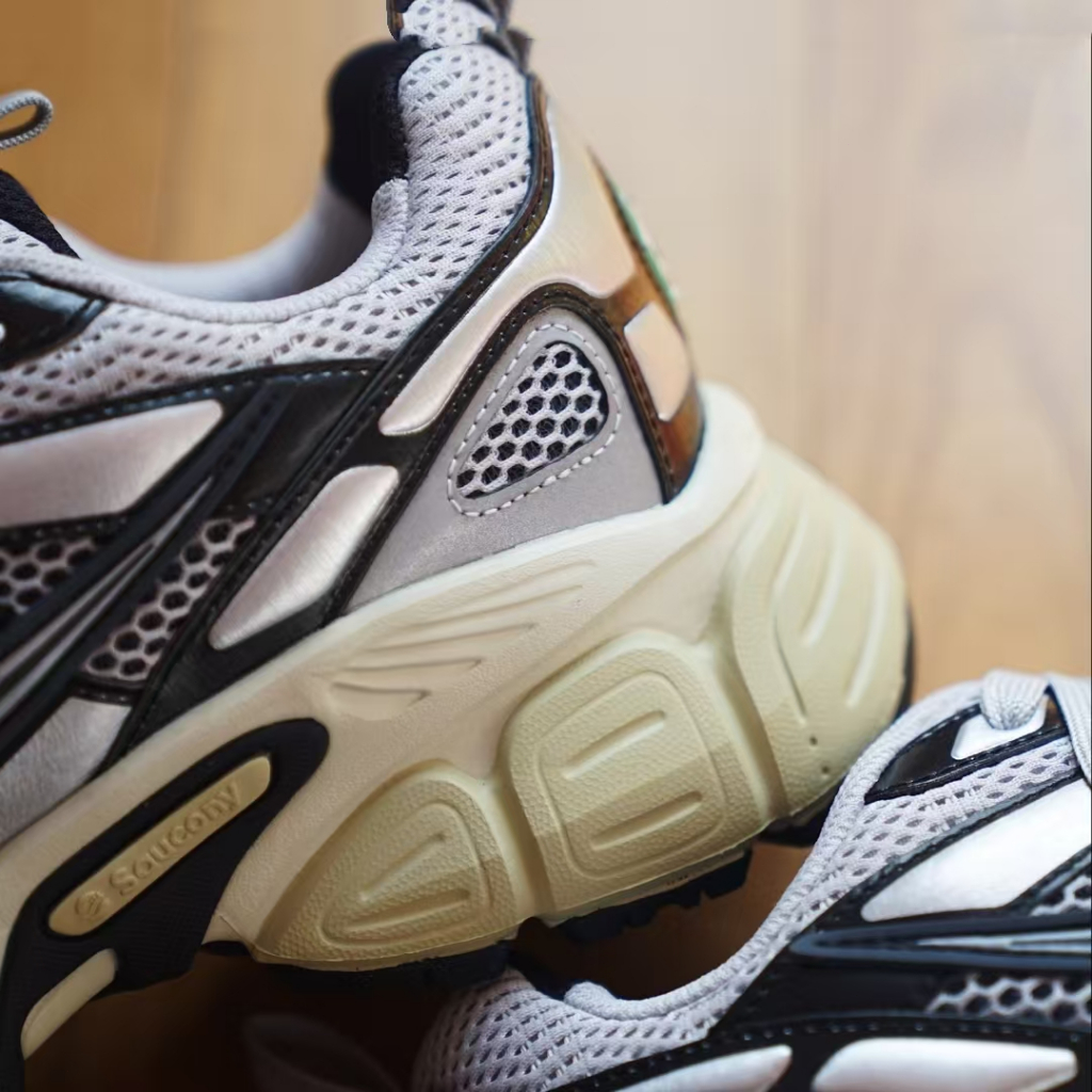 Saucony 2K Cavalry รองเท้ากีฬาลำลอง S79053-1