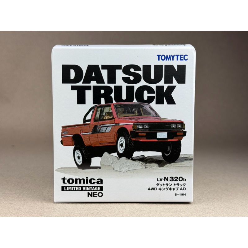 🔹LV-N320b Datsun Truck 4WD King Cab AD Red Scale 1:64 ยี่ห้อ Tomytec