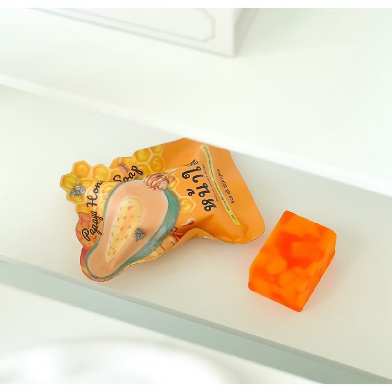 [ซื้อในไลฟ์ลด50%ของแท้] Punnee ปันนี่ สบู่มะละกอน้ำผึ้ง (60 กรัม) Papaya Honey Soap (60 G)