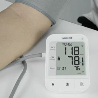 เครื่องวัดความดันโลหิตอัตโนมัติ Yuwell รุ่น YE670CR ชาร์จแบตเตอรี่ในตัว รับประกันศูนย์ไทย 5 ปี