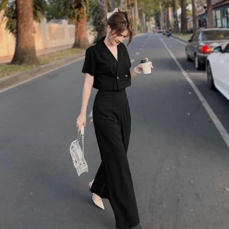 งานเข้าใหม่ ** สินค้าพร้อมส่ง ** งานเช็ทออกงานสวยๆ เป็นงานกระดุมหลัง(เนื้อผ้าครัช ไม่บางจ้า)