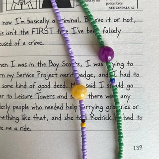 ส่งด่วน! mini bead stone necklace สร้อยคอลูกปัดมินิมอล จี้หินแท้ สีสันสดใส ใส่ไปทะเลได้ สไตล์เกาหลี | ourweekend.stuff