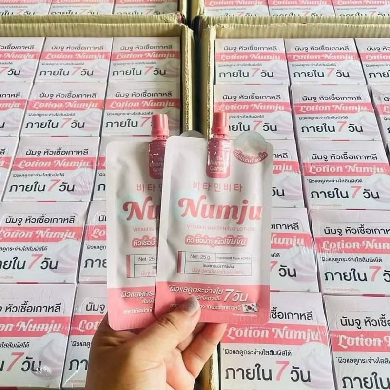 [ซื้อในไลฟ์ลด50%ของแท้]1กล่องx10 Numju Vitamin Whitening Lotion 25g นัมจู โลชั่นวิตามินเกาหลีเข้มข้น