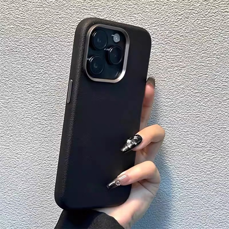 ราคาถูกที่สุด เคสหนัง เคสนิ่มสีทึบ ขอบกล้องโลหะ for iPhone 11-12-13-14-15-16-Pro-max 16Promax 15Promax 14Promax 13Promax