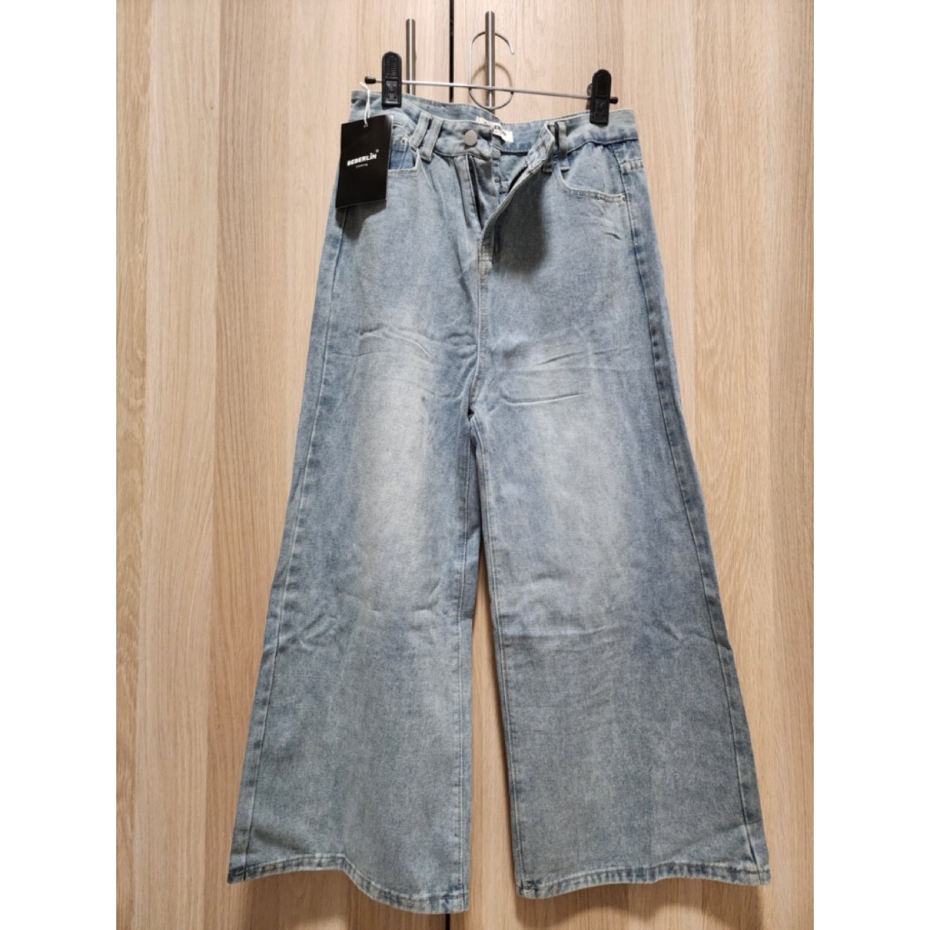 Beberlin - กางเกงยีนส์เอวสูง กระบอกใหญ่ [ส่งต่อ]