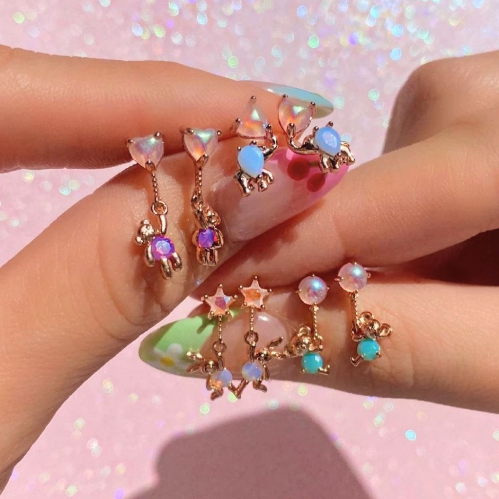 HOT ITEM ต่างหูทองแดงชุบทอง 18K เพชร CZ AAA+ เส้นแสงสวยมาก **ราคาต่อ 1 คู่**