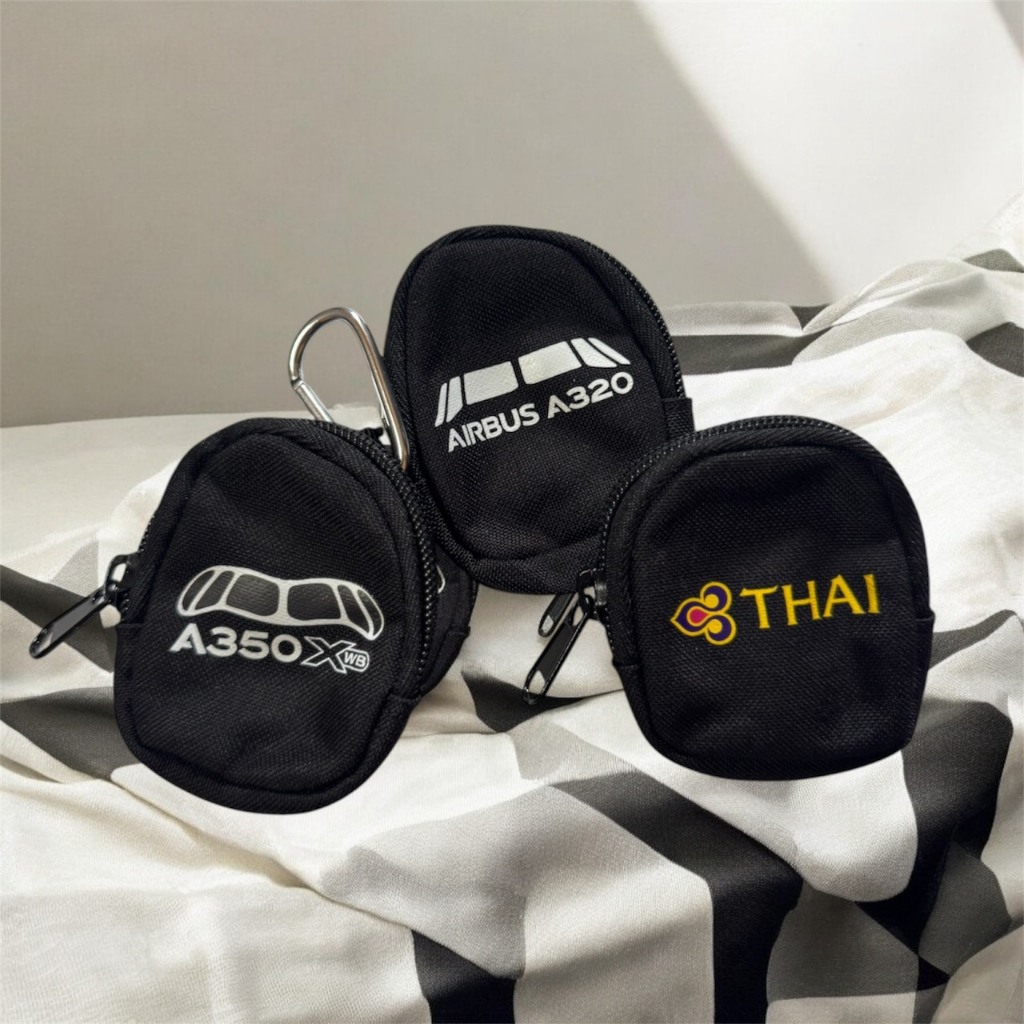 กระเป๋าแขวนกางเกง Small Bag มีตะขอแขวนกวงเกงหรือแขวนกระเป๋า มี2ช่อง ใส่ของขนาดเล็กได้สบายๆเลยค่ะ