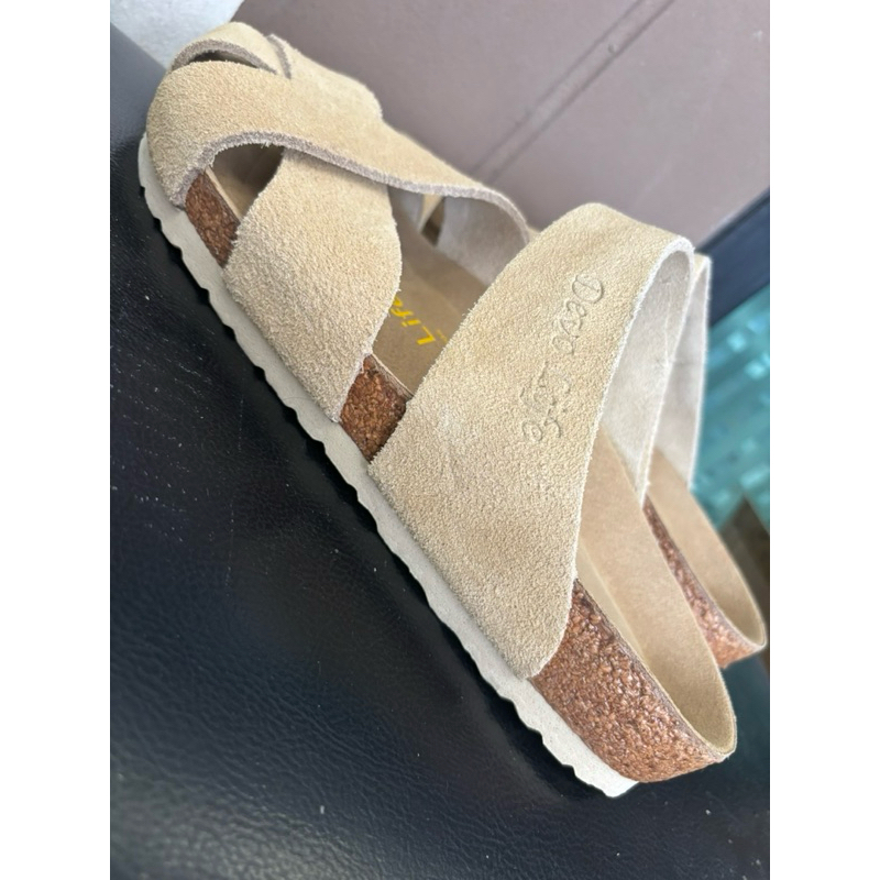 Devo life >>Slippers Suede Leather พร้อมส่งเดี๋ยวนี้!!! ใส่ไปครั้งเดียว #Devo #Devolife