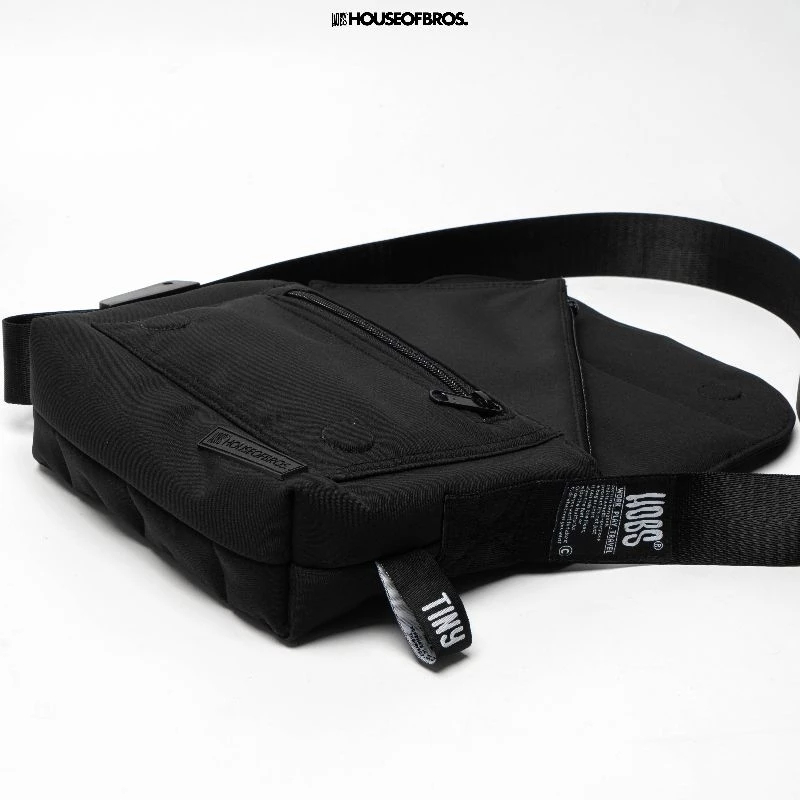 ( ส่งฟรี ) กระเป๋าสะพายข้างนุ่มนิ่ม รุ่น Fluffy Tiny วัสดุ Fabric crossbody bag มีให้เลือก 5 สี
