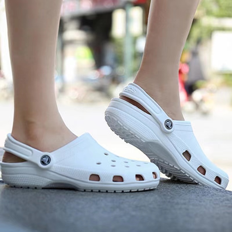 Crocs Classic Clog รองเท้าผู้ใหญ่ รองเท้าคร็อคส์ รุ่นคลาสสิค ใส่ได้ทั้งชายหญิง✨(สินค้าขายดี)✨พร้อมส่ง!