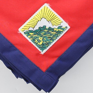 ผ้าพันคอลูกเสือคุณครู เขตภาคเหนือตอนล่าง สีประจำจังหวัด มาตร…