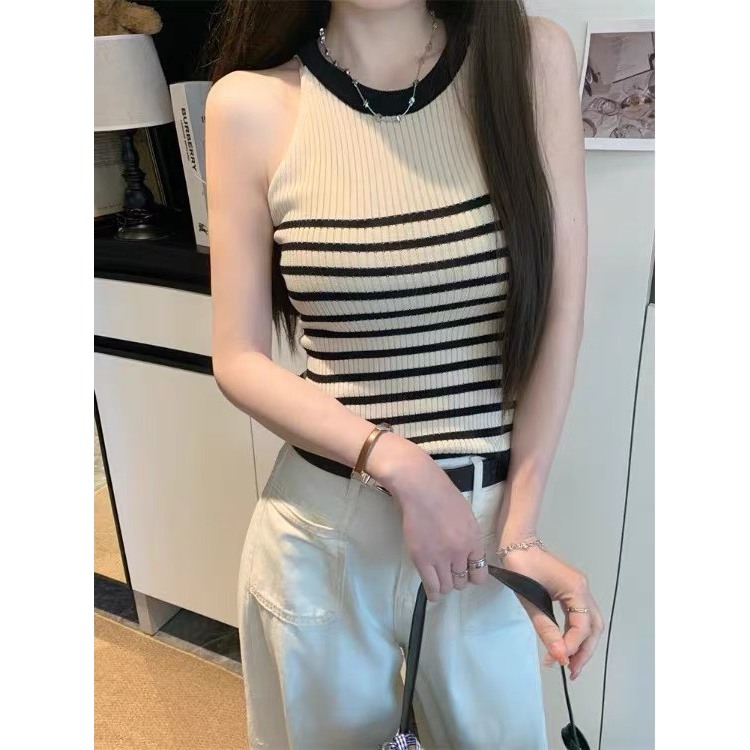 (ใหม่/พร้อมส่ง#Y2833) เสื้อกล้ามแขนกุดลายริ้วผู้หญิง เสื้อกล้ามผู้หญิงใส่เที่ยวสงกรานต์ สไตล์วัยรุ่นน่ารัก
