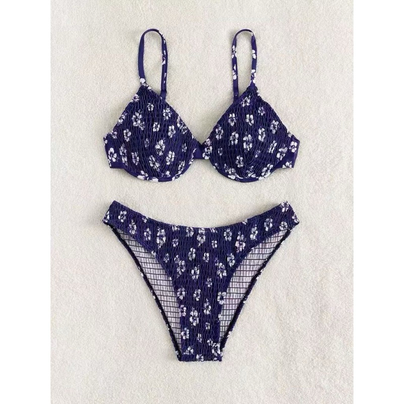 บิกินี่✨ชุดว่ายน้ำ bikini ทูพีช ลายดอกไม้สีน้ำเงิน ไซส์ M สินค้าใหม่