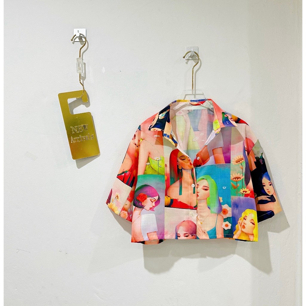 Sawat bt สินค้าใหม่พร้อมส่ง เสื้อครอปลายกราฟฟิกคละสีและลายตามภาพลายไม่ซ้ำ ราคา ถูกที่สุด ดีลบีเคเค แกลเลอรีภาพที่ 6
