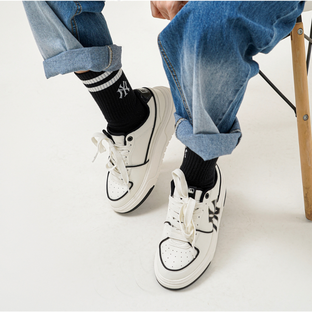 【ของแท้%100】MLB Chunky Liner Sneakers รองเท้าผ้าใบ รุ่น รองเท้าลำลอง-ขาว จัดส่งที่รวดเร็ว