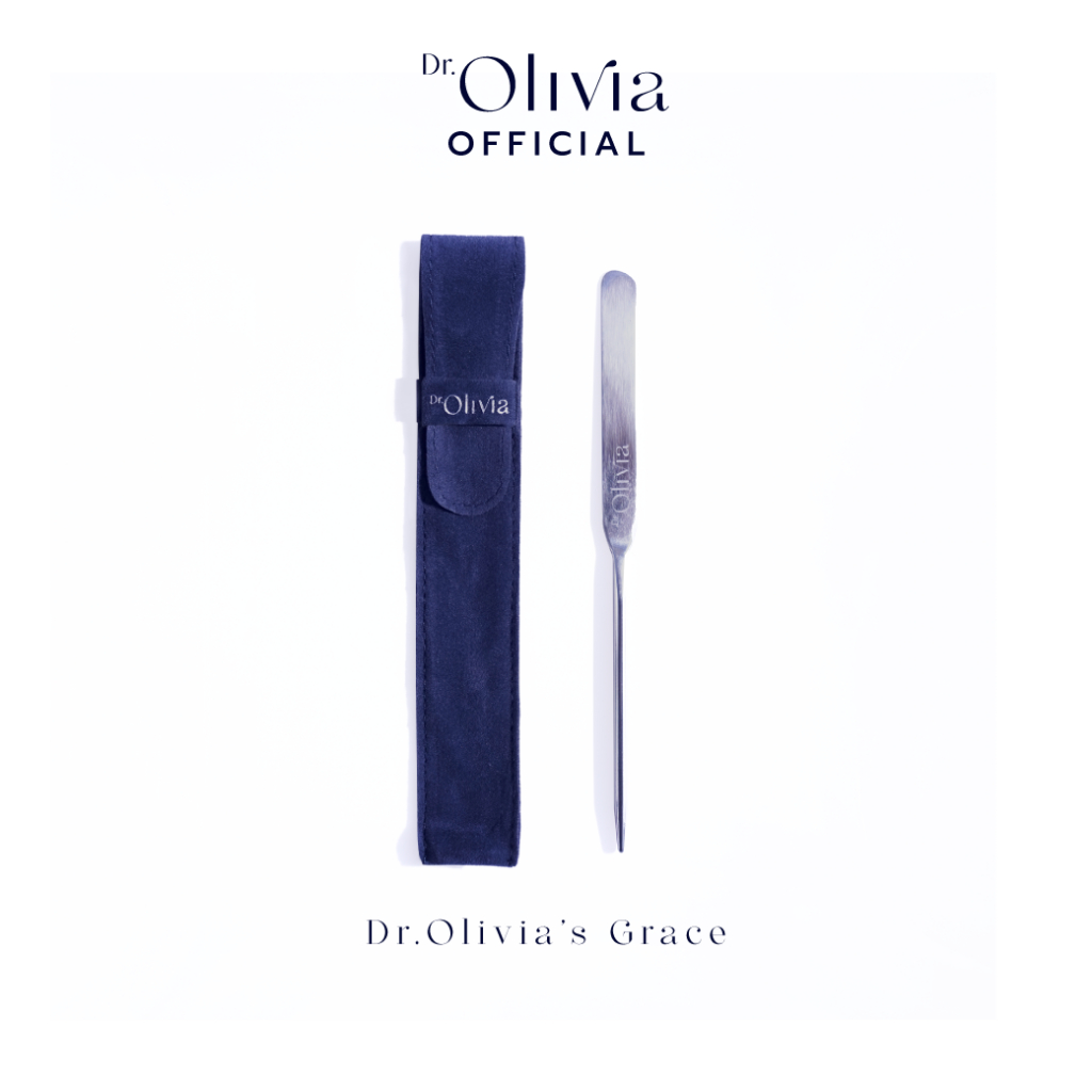 Dr.Olivia Grace “เกรซ“ (ไม้สปาตูล่า) เกรดเดียวกับเครื่องมือแพทย์ ใช้สำหรับปาดครีม ลงรองพื้น ตวงครีมกันแดด