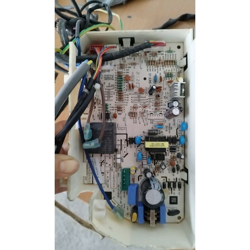 แผงวงจรแอร์ Electrolux รุ่น ESM12CRR-AIE  อะไหล่แอร์มือสอง แท้ถอด
