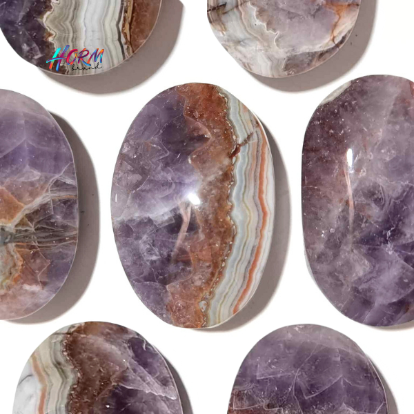 ((Palm)) หิน Amethyst Agate อเมทิสต์อาเกต หินแห่งความสงบ มีพลังปกป้อง ปรับสมดุลพลังงาน ช่วยให้มีสติ