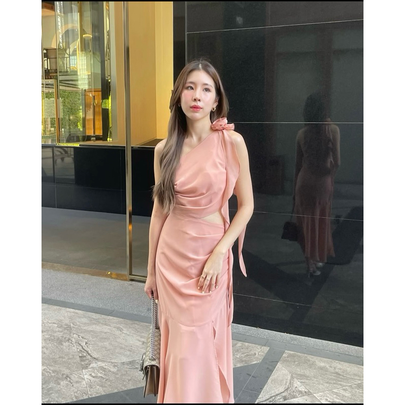 เดรสแบรนด์ venusp.style สีโอรส หายากมาก
