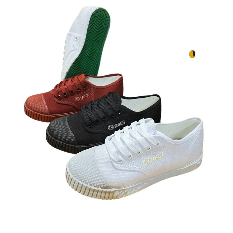 P TG205 รองเท้าผ้าใบนักเรียนแบบผูกเชือก สีน้ำตาล ไทเกอร์ TG205 เบอร์ 28-45