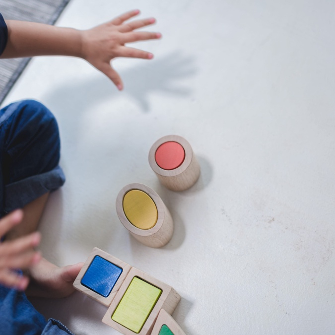 PlanToys مكعبات مطابقة الأشكال الهندسية 5391 — صورة 3