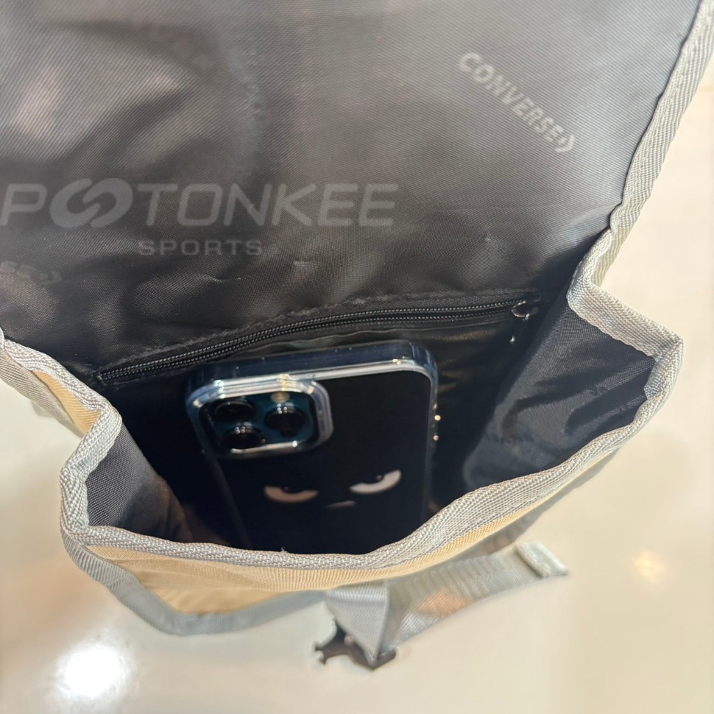 Converse IS MORE POET THAN MINI BAG กระเป๋าสะพายข้าง อเนกประสงค์