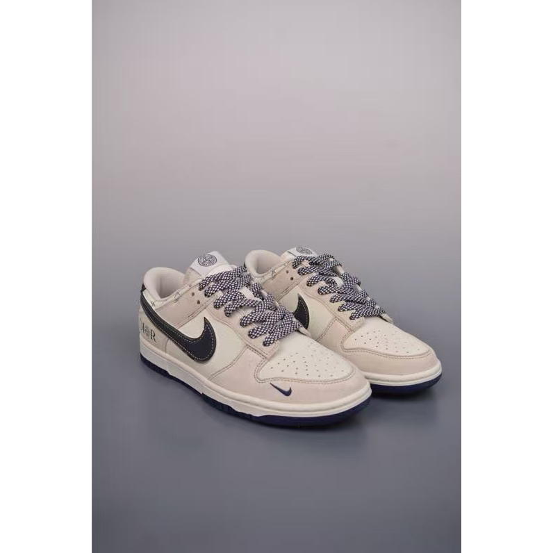 Nike SB Dunk Low  ชื่อร่วม Dior รองเท้าผ้าใบสวมใส่สบายสวมใส่สบาย