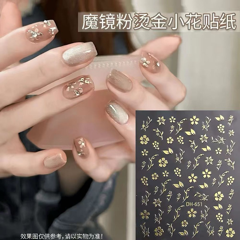 สติกเกอร์ดอกไม้ติดเล็บ ตกแต่งเล็บ สินค้าพร้อมส่ง