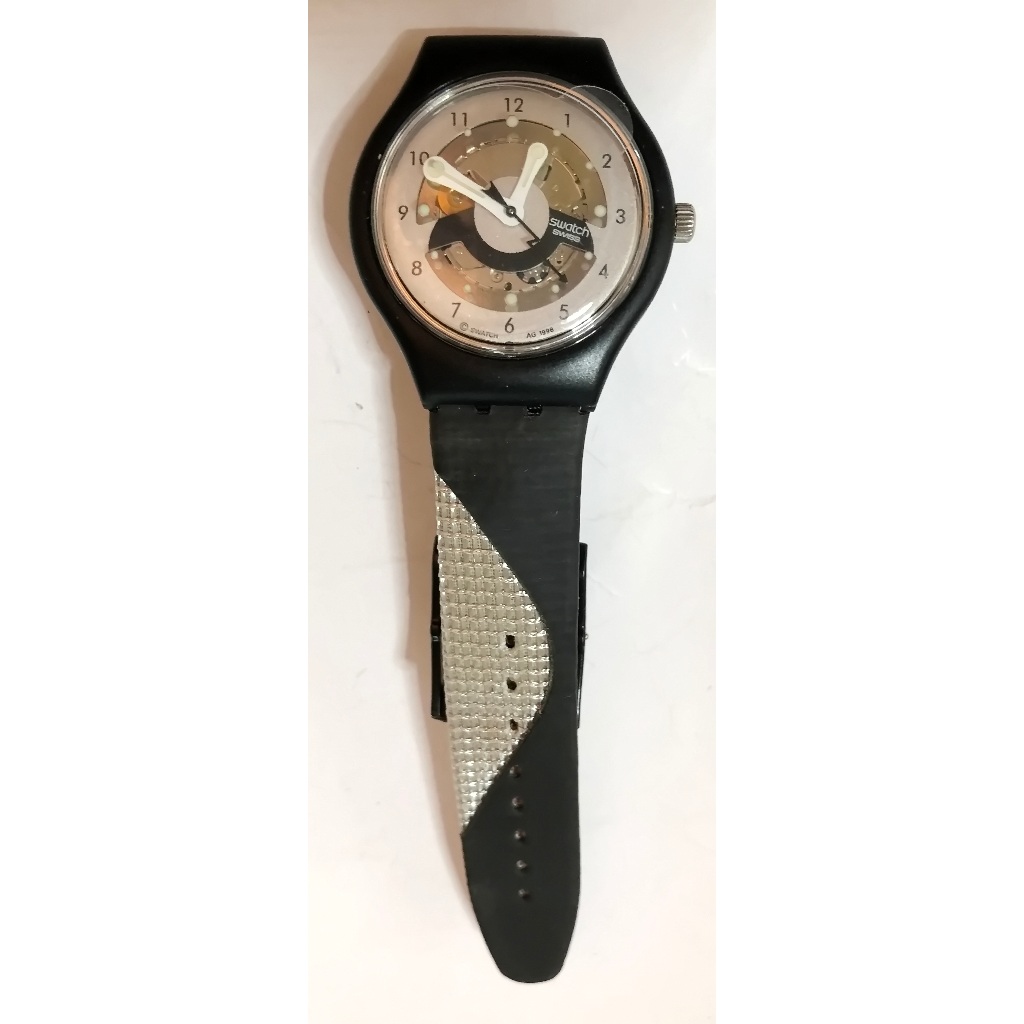 นาฬิกา SWATCH SWISS ซื้อมาเก็บสะสม 30 ปีก่อน ใช้ถ่านแต่ถ่านหมดเปลี่นถ่านได้แต่ยังไมได้เปลี่ยน ไม่เคย