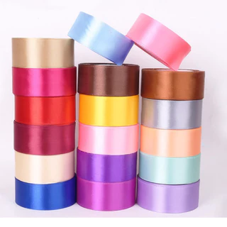 ม้วนริบบิ้นสี 40 มม. ด้านเดียว 4cm ริบบิ้นทั่งซาตินขนาด 25 หลา ริบบิ้นบรรจุภัณฑ์ของขวัญทำคันธนูตกแต่งหมวกขนาดเล็กตกแต่งช