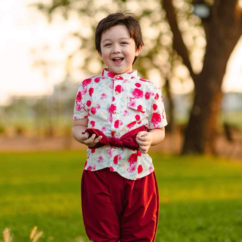 FAMNISTA ชุดไทยเด็กชาย /ผ้านุ่มลื่น ใส่สบาย ไม่ร้อน /ลายกุหลาบเวียงพิงค์