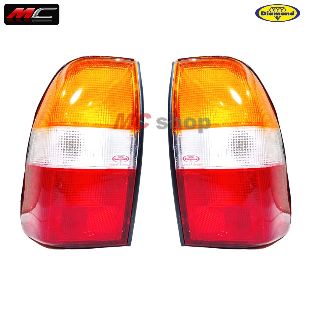 ไฟท้าย มิตซูบิชิ สตราด้า Mitsubishi Strada 3สี *ตราเพชร 04-45700_