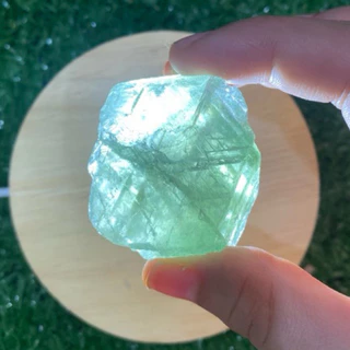 **สุ่มสี** Fluorite ฟลูออไรต์ดิบหลายสี สวยน่ารักมาก ช่วยส่งเสริมความถนัดความฉลาดสติปัญญาความคิดสร้างสรรค์ ช่วยพัฒนาจิตใจ