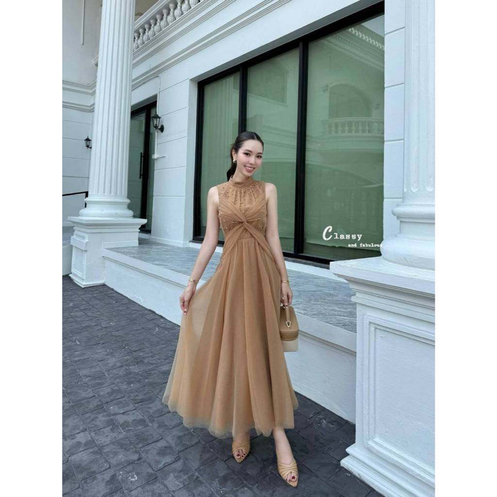 "เช็คสต็อคสินค้าก่อนสั่งซื้อค่ะ กดสั่งซื้อแล้วกรุณาอย่ายกเลิกน๊า" Classy and Fabulous เดรสคอปีนแขนกุด