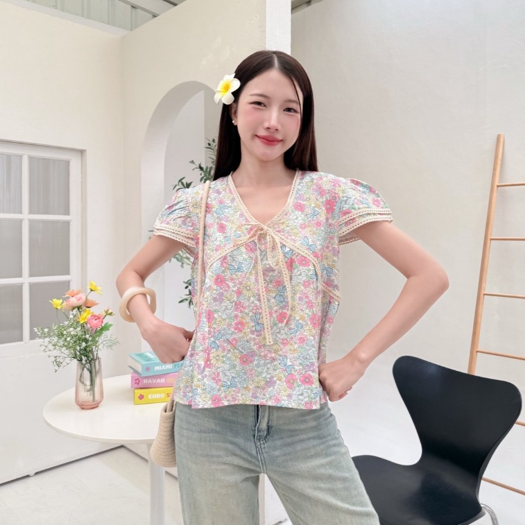 KN.Clothes เสื้อแขนสั้น2ชั้น แต่งกุ้นขอบ ลายสก็อต KHUN