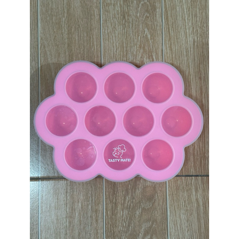 (มือสอง) Tasty Mate | บล็อคซิลิโคนฟรีสอาหาร สีชมพู ขนาด 1oz/10 ช่อง
