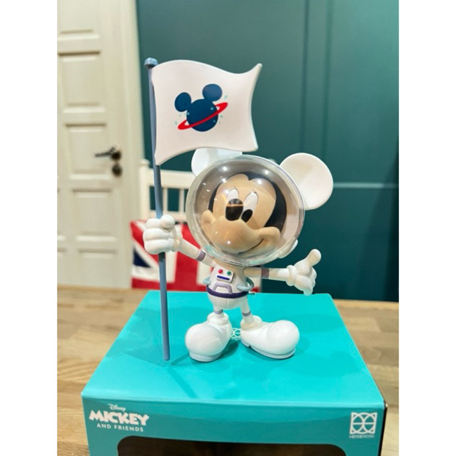 ฟืกเกอร์มิกกี้เม้าส์ Herocross Figure Astronaut Mickey Mouse