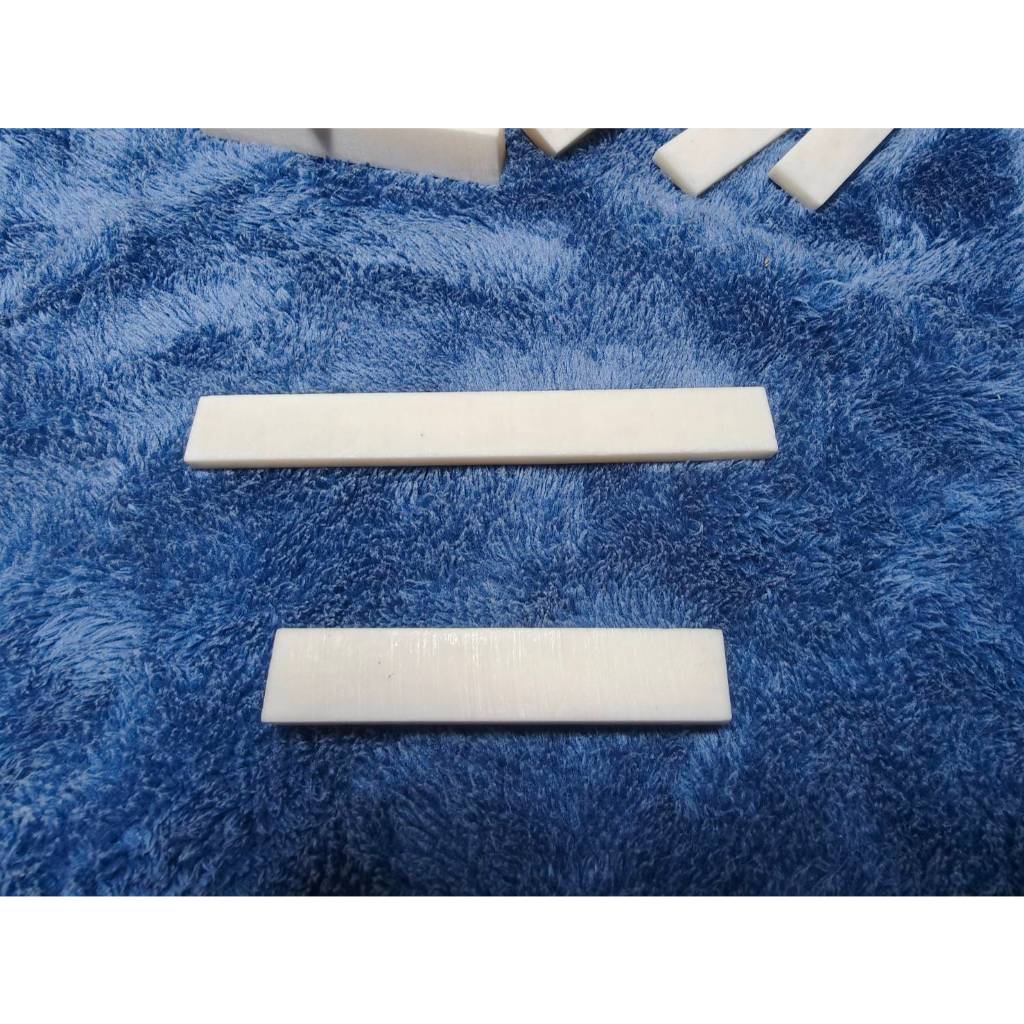 แท่งกระดูกสำหรับใช้ทำ  Nut และ Saddle กีตาร์ , Bone Saddle Blank , Bone Nut Blank