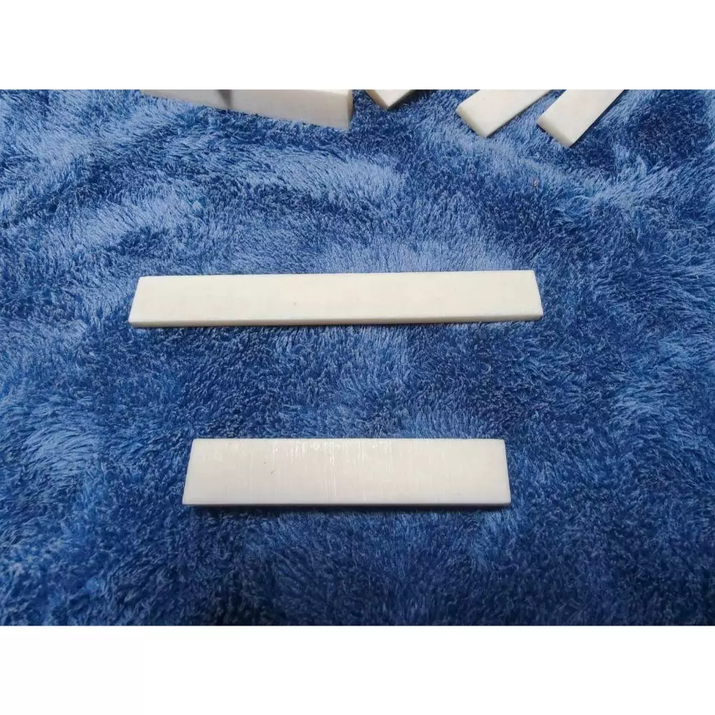 แท่งกระดูกสำหรับใช้ทำ Nut และ Saddle กีตาร์ , Bone Saddle Blank , Bone Nut Blank