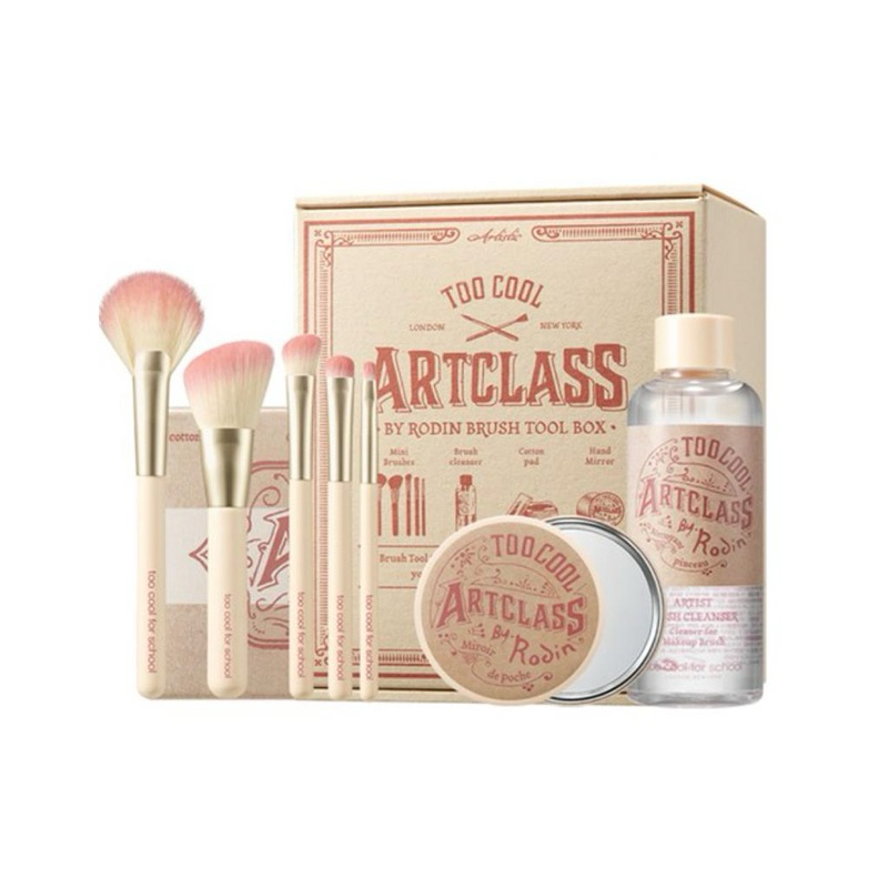 clearance sale‼️ชุดแปรงแต่งหน้าพกพา 5 ชิ้น too cool for school พร้อมกระจกพกพา