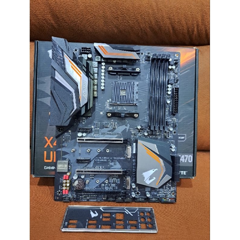 Gigabyte X470 Aorus ultra gaming  เมนบอร์ด AM4 ตัวท๊อป มือสอง สภาพสวยมีกล่องประกันร้าน7วัน