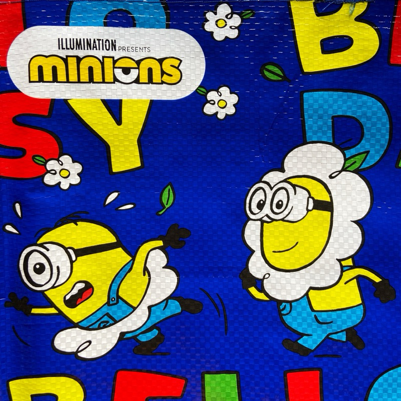 กระเป๋า Minions Jumbo Bag ลายมินเนี่ยน น่ารักมาก กระเป๋าช้อปปิ้ง ผ้ากระสอบ เนื้อพลาสติก ใบใหญ่