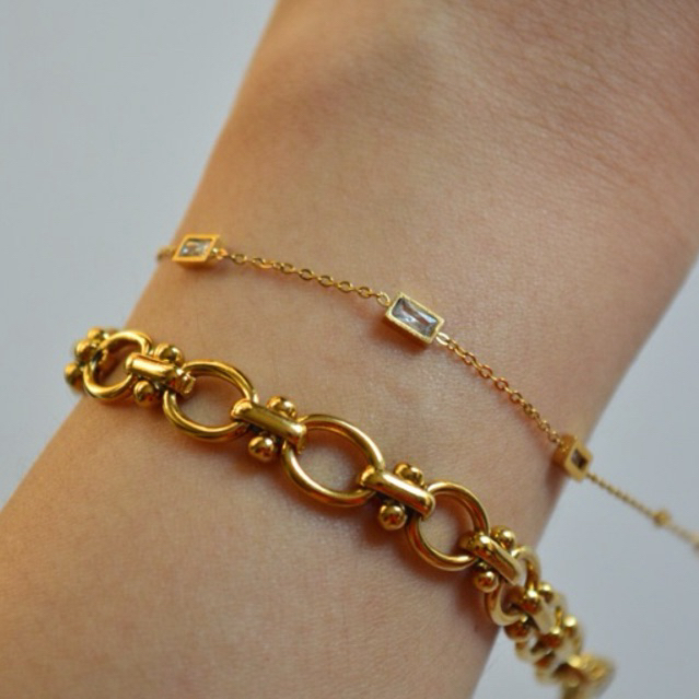 (aelinec) สร้อยข้อมือรุ่น Vinty Bracelet