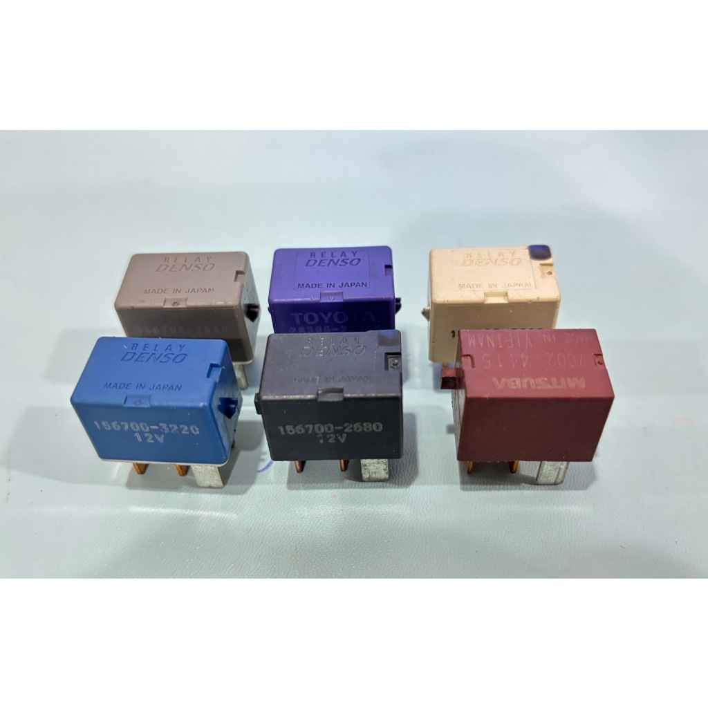 Relay รีเลย์  4 ขา ติดรถยนต์ คละสี สำหรับรถ TOYOTA / HONDA / NISSAN / ISUZU / MITSUBISHI