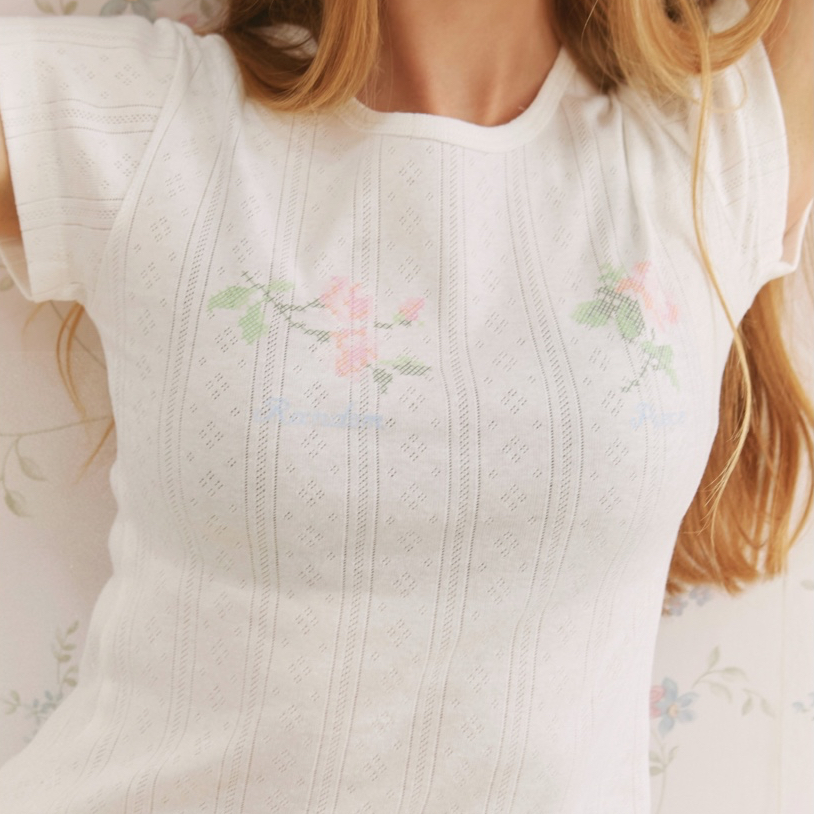 rand0m piece - Rosie Pointelle Babytee เสื้อเบบี้ทีผ้าฉลุลายดอกไม้