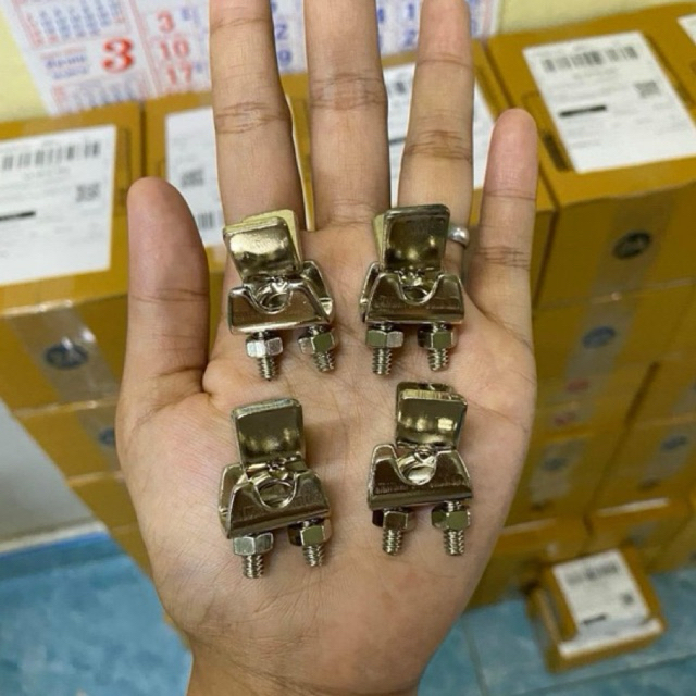 อุปกรณ์กรงนก กันแกว่งตัววี 4 ชิ้น