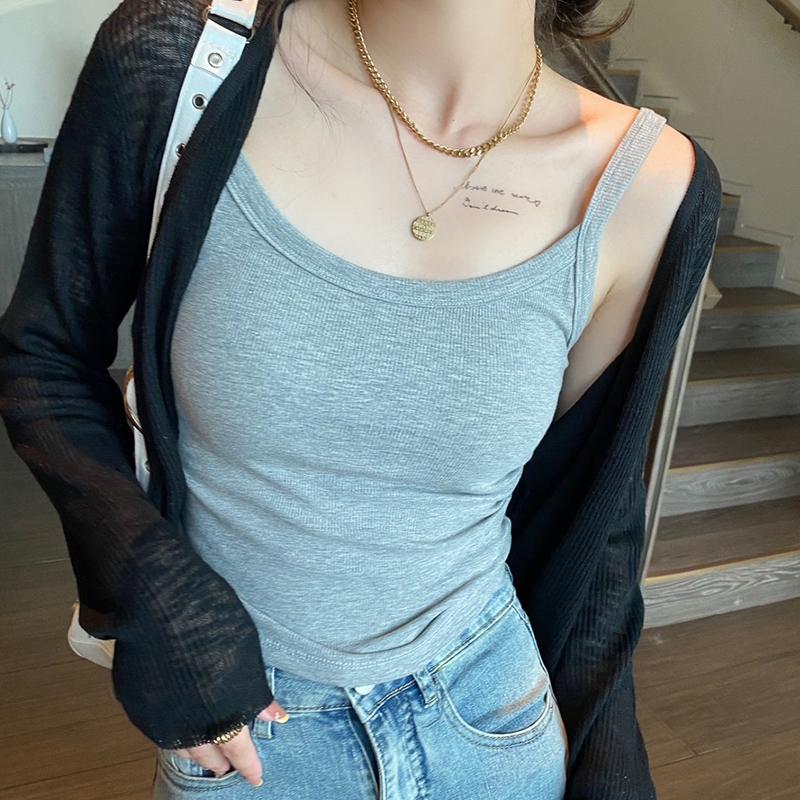 ลำลองสีพื้นมีบราในตัวเสื้อกล้ามรัดรูปลำลอง ฤดูร้อนใส่สบายสาวอวบใส่ได้ไม่ร้อนผ้าเรย่อนใส่สบาย  เข้ารูปเสื้อกล้าม